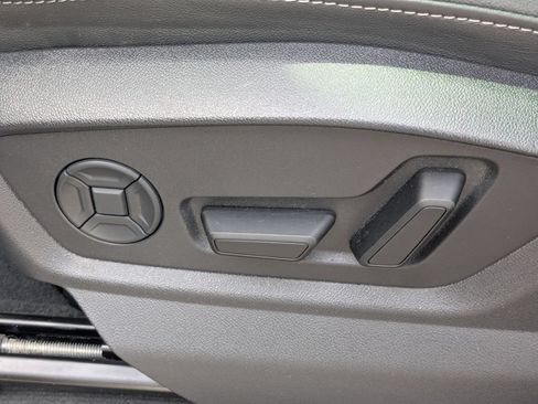 Used 2025 Audi Q8 Premium Plus AWD/4WD image 8