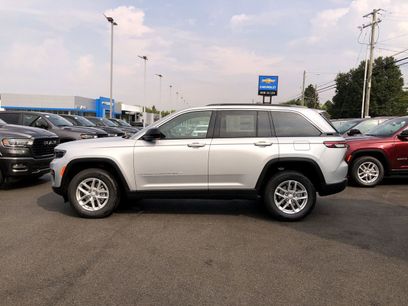 New 2025 Jeep Grand Cherokee Laredo X w/ Luxury Tech Group I