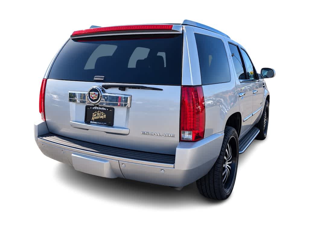 Used 2014 Cadillac Escalade Luxury AWD/4WD image 6