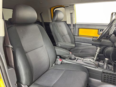 Used 2007 Toyota FJ Cruiser 4WD image 30