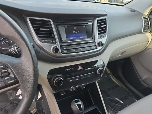 Used 2016 Hyundai Tucson SE w/ Option Group 02 image 19