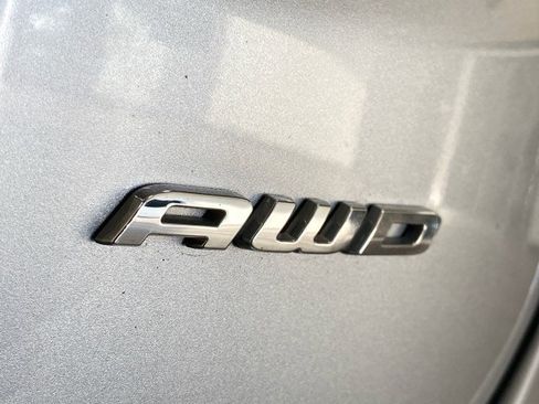 Used 2021 Ford Edge SEL image 8