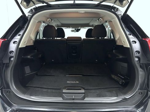 Used 2019 Nissan Rogue SV w/ Sun & Sound Touring Package AWD/4WD image 21