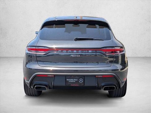 Used 2023 Porsche Macan AWD/4WD image 7