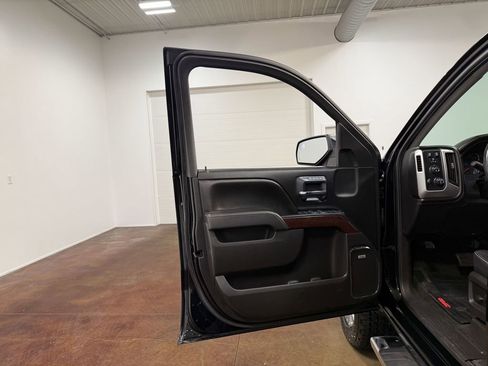 Used 2017 GMC Sierra 1500 SLT image 58