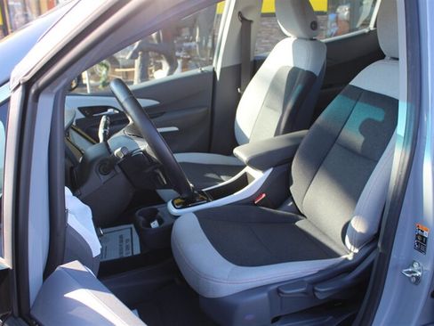 Used 2019 Chevrolet Bolt LT FWD image 10
