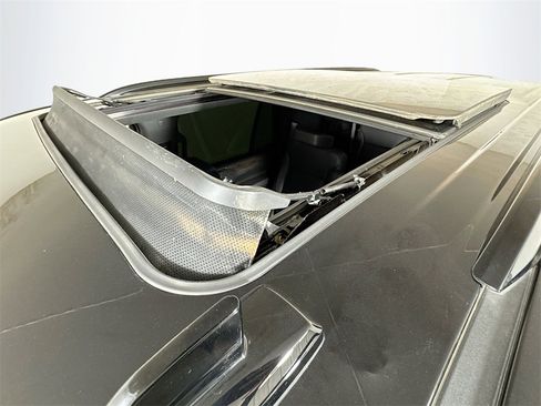 Certified 2023 Chevrolet Tahoe Z71 w/ Luxury Package image 21