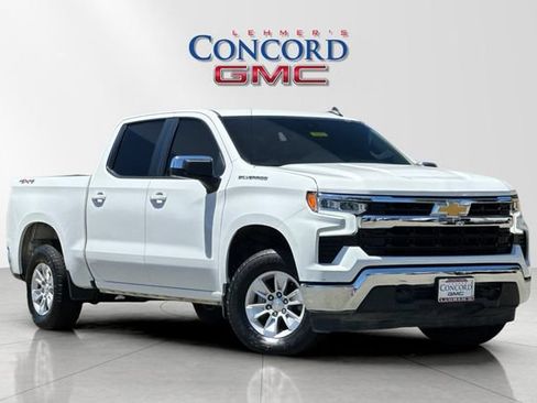 Used 2023 Chevrolet Silverado 1500 LT w/ Work Truck Package AWD/4WD image 2