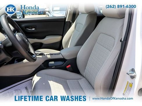 Used 2026 Honda HR-V LX image 9