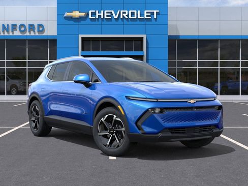 New 2026 Chevrolet Equinox EV LT image 7