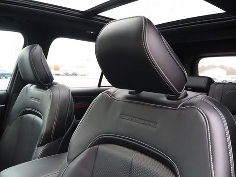 Used 2024 Jeep Grand Cherokee Overland image 30