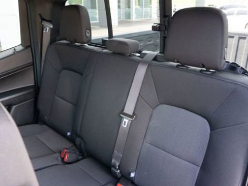 Used 2024 Chevrolet Colorado Trail Boss w/ Advanced Trailering Package AWD/4WD image 13