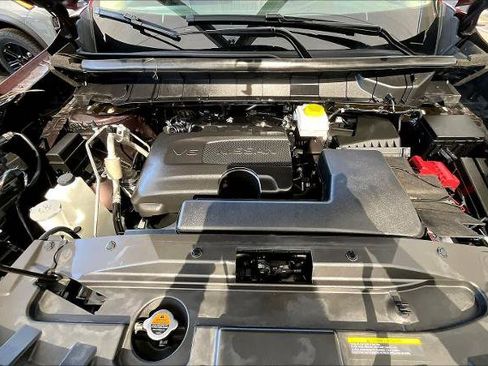 Certified 2024 Nissan Pathfinder SL image 30