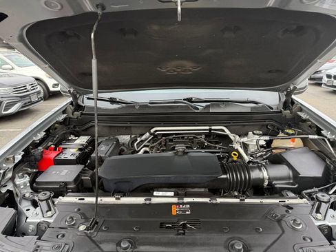 Used 2023 Chevrolet Colorado LT image 31