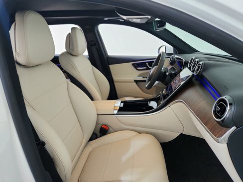 New 2026 Mercedes-Benz GLC 300 GLC 300 image 16