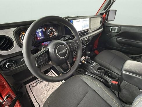 Used 2024 Jeep Wrangler Willys image 18