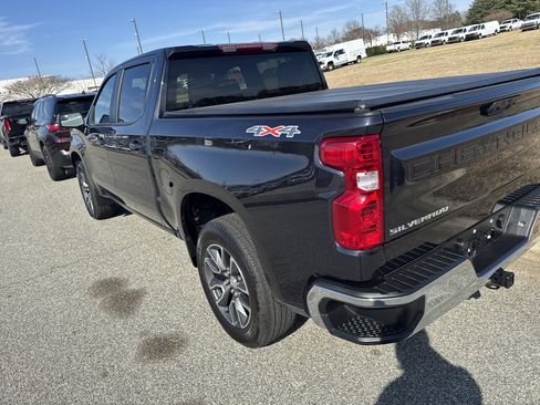 Certified 2023 Chevrolet Silverado 1500 LT image 8