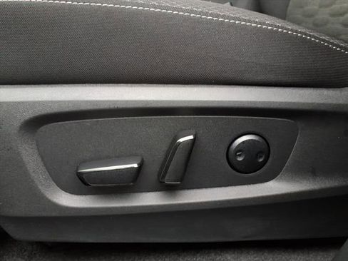 New 2026 Nissan Pathfinder SV image 25