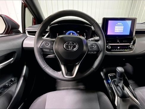 Certified 2026 Toyota Corolla SE FWD image 6