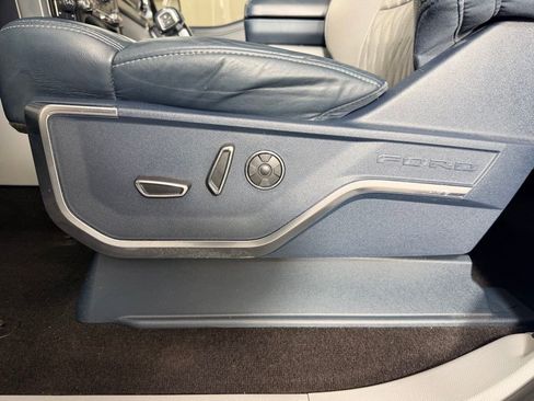 Used 2021 Ford F150 Limited image 26