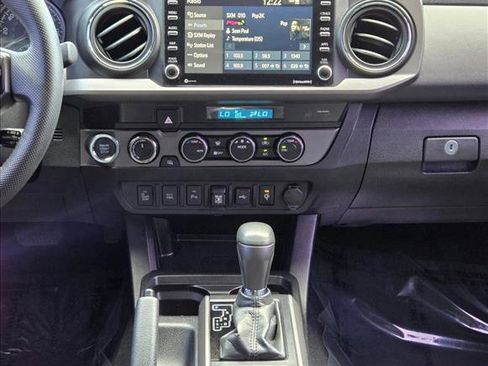 Used 2021 Toyota Tacoma TRD Off-Road w/ Technology Package image 15