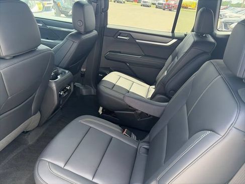 New 2026 GMC Acadia Elevation w/ Black Edition AWD/4WD image 11