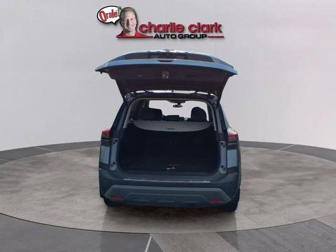 Certified 2023 Nissan Rogue SV w/ SV Premium B Package FWD image 5