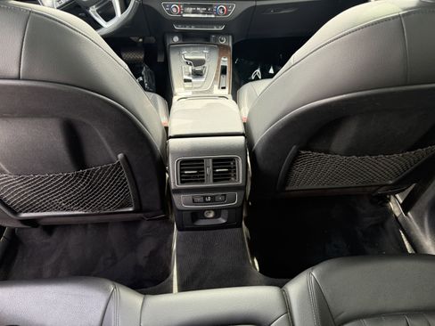 Used 2019 Audi Q5 2.0T Premium image 17