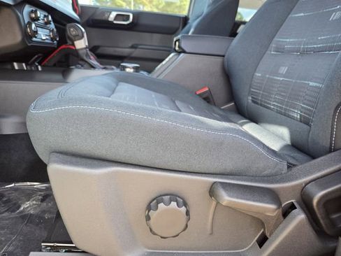 New 2026 Ford Bronco Heritage Edition AWD/4WD image 12