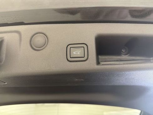 Certified 2024 Chevrolet Equinox LT image 17