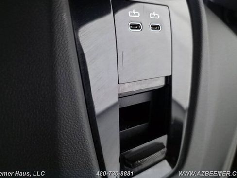 Used 2023 BMW iX xDrive50 w/ Sport Package AWD/4WD image 33