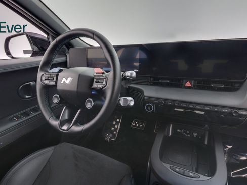 Used 2025 Hyundai Ioniq 5 N AWD/4WD image 25