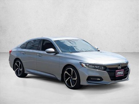 Used 2019 Honda Accord Sport image 3