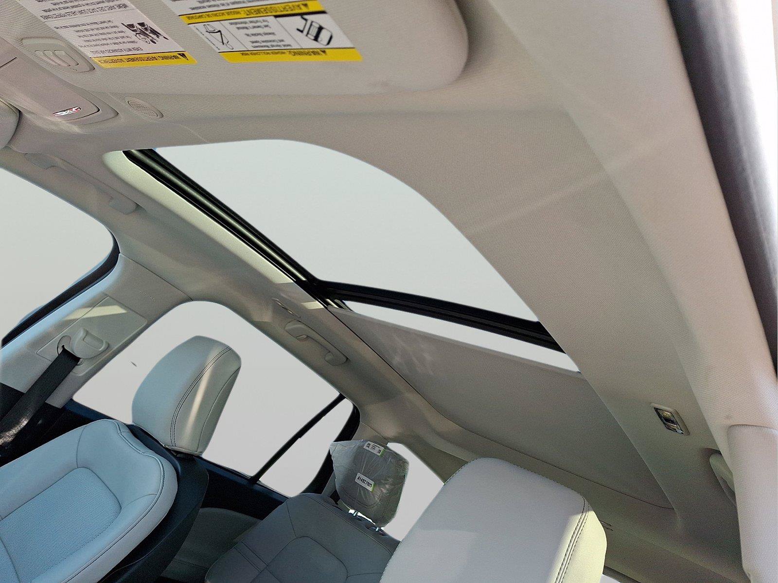New 2027 Lincoln Aviator AWD image 9