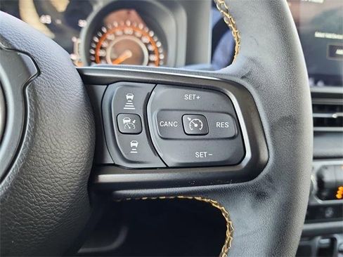 Used 2024 Jeep Wrangler Sport S image 27