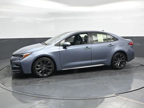 Used 2023 Toyota Corolla XSE image 7