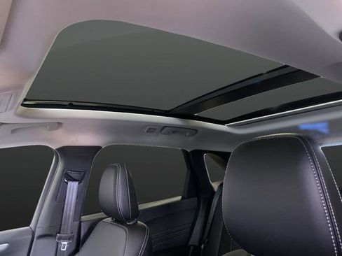 New 2025 Ford Escape SE FWD image 7