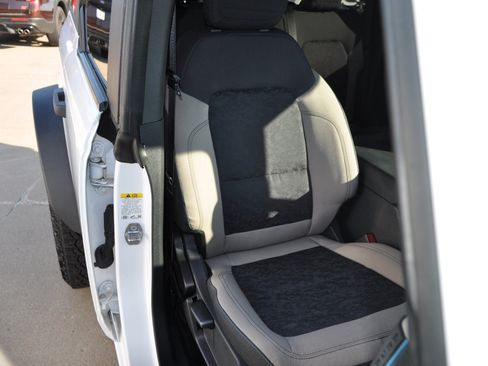 Used 2022 Ford Bronco Wildtrak image 36