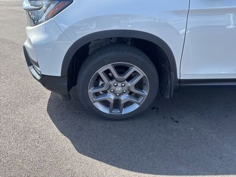 Used 2023 Honda Passport EX-L image 19