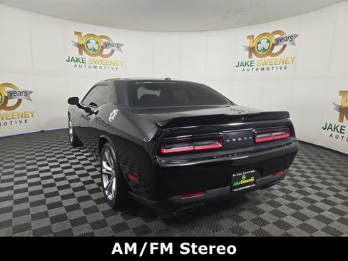 Used 2022 Dodge Challenger R/T RWD image 6