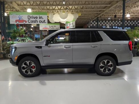 Used 2026 GMC Yukon AT4 Ultimate w/ LPO, Illumination Package AWD/4WD image 18