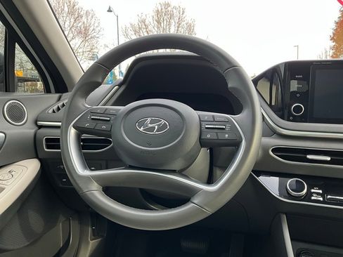 Used 2021 Hyundai Sonata SEL w/ Convenience Package image 19