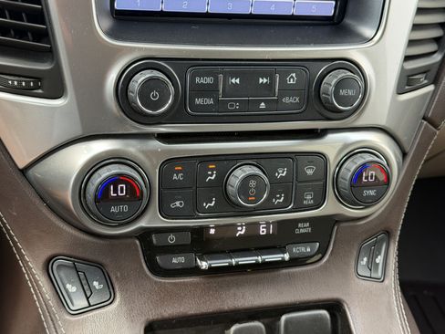 Used 2018 Chevrolet Tahoe LT RWD image 21