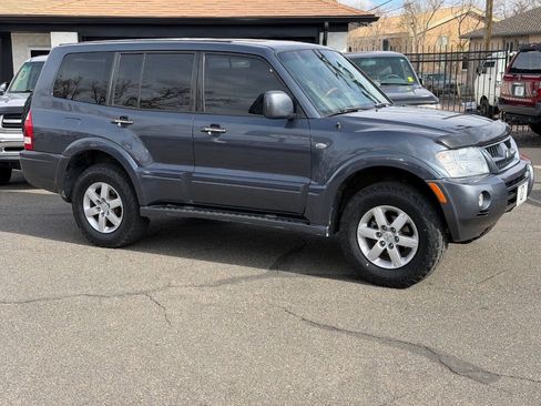 Used 2006 Mitsubishi Montero Limited AWD/4WD image 22