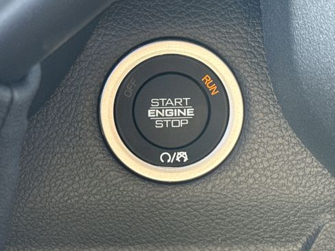 New 2026 RAM 2500 Tradesman w/ Chrome Appearance Group AWD/4WD image 21