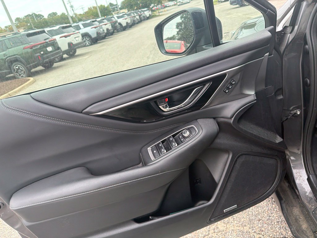 Used 2021 Subaru Outback Limited AWD/4WD image 19