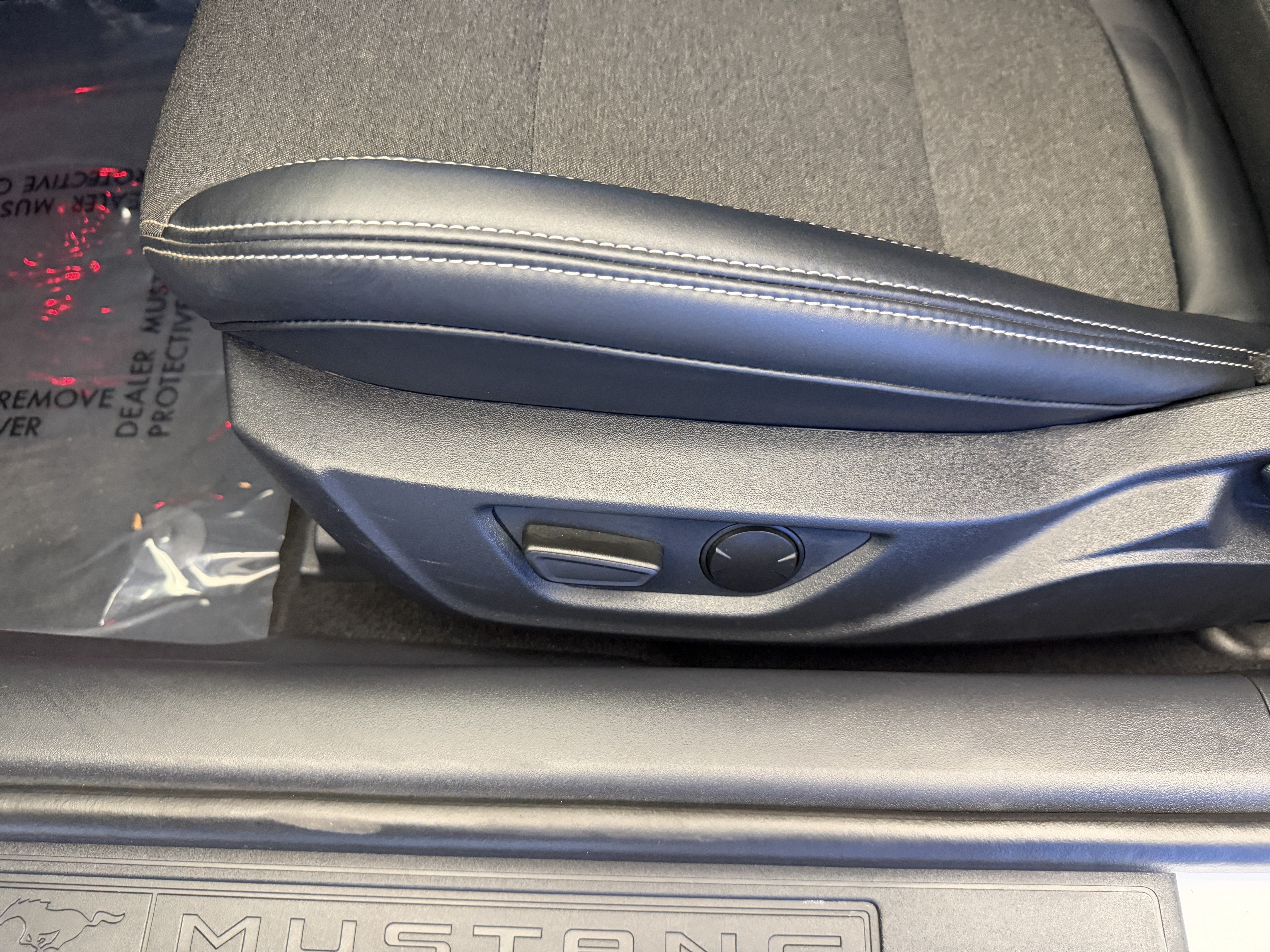 Used 2024 Ford Mustang GT RWD image 13