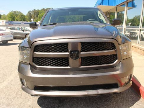 Used 2018 RAM 1500 Express w/ Express Value Package RWD image 2