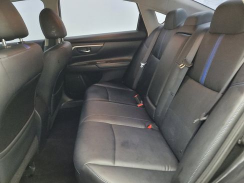Used 2018 Nissan Altima 2.5 SR w/ SR Midnight Edition FWD image 18