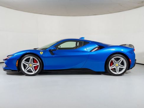 Used 2023 Ferrari SF90 Stradale AWD/4WD image 3